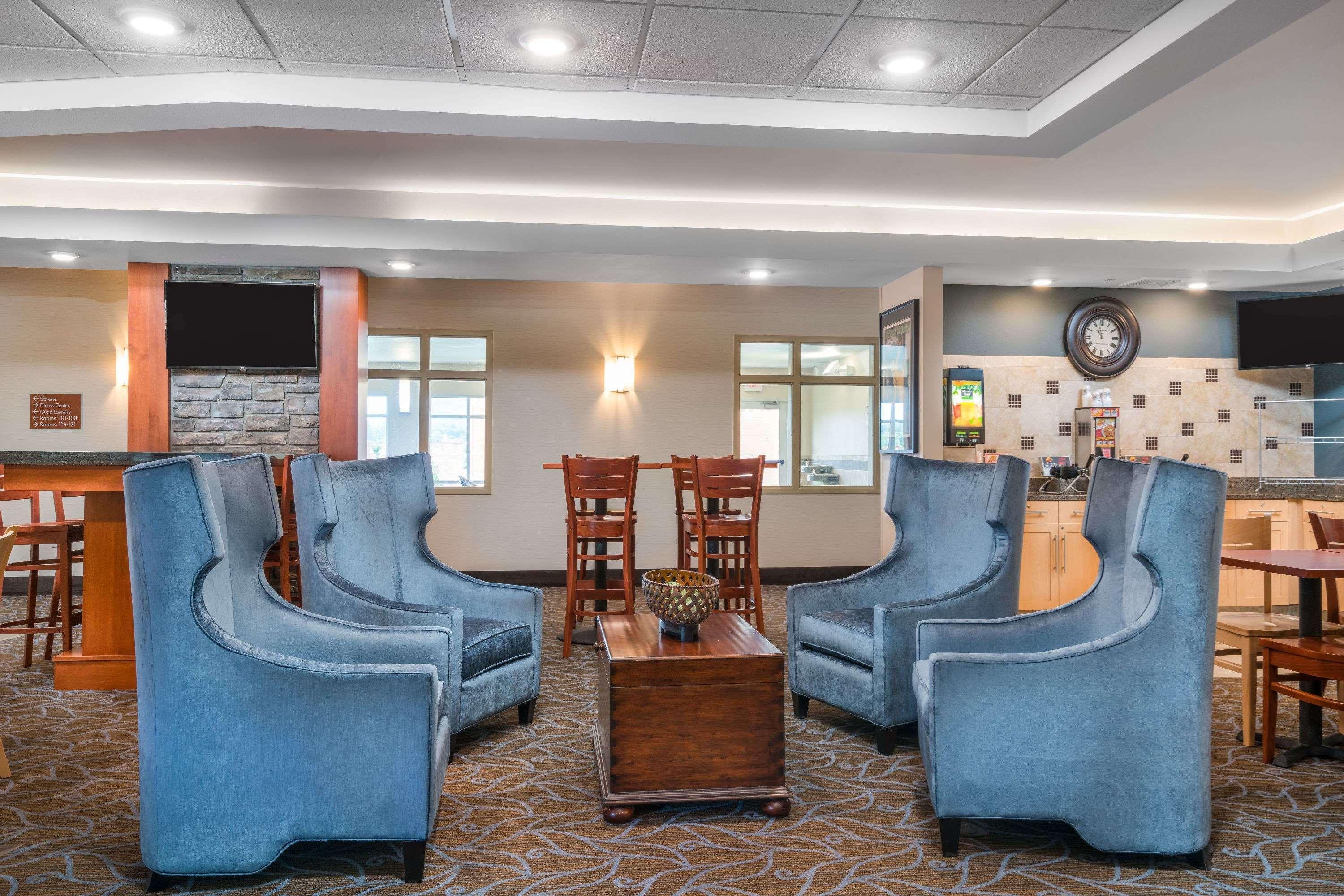Americinn By Wyndham Winona Bagian luar foto