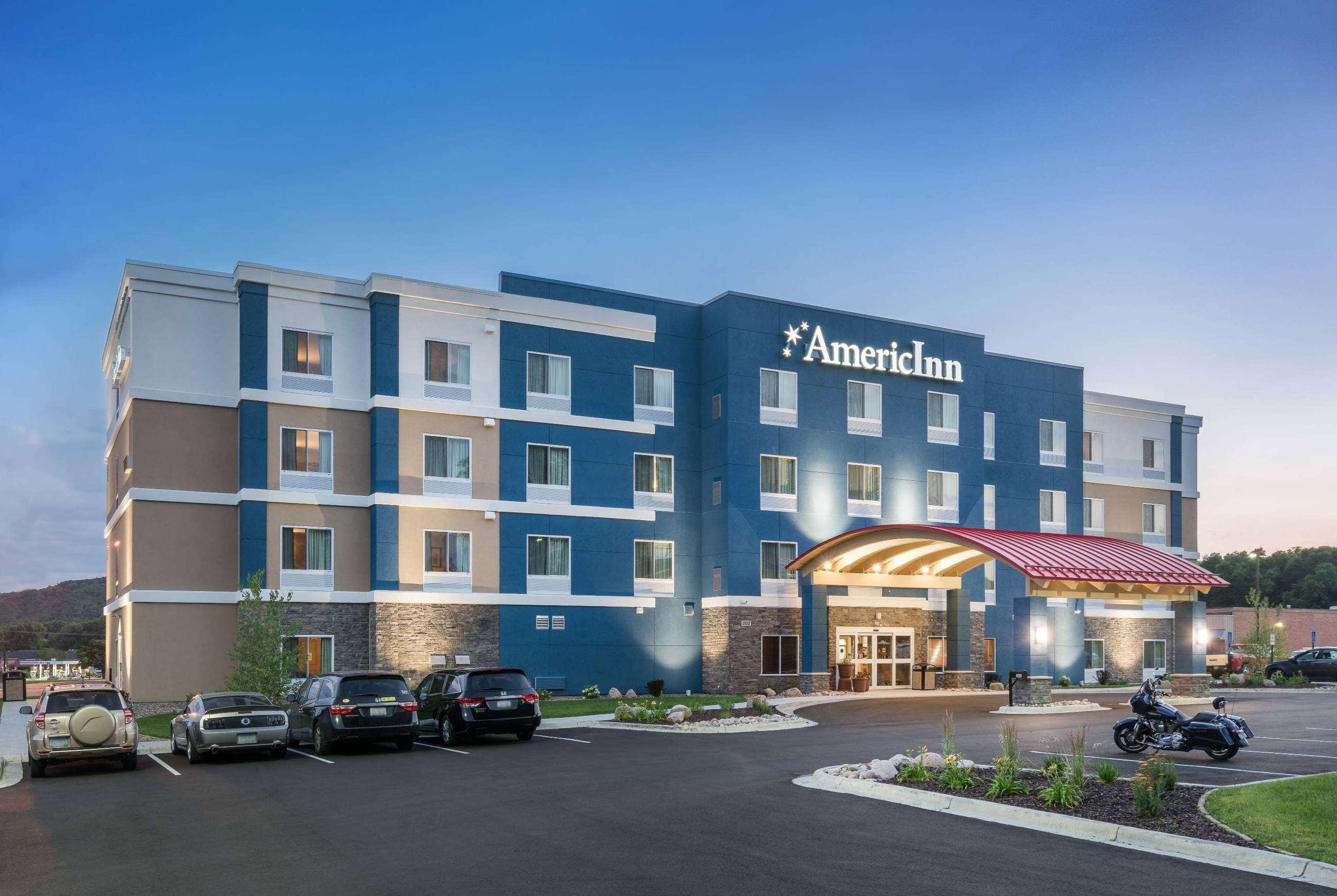 Americinn By Wyndham Winona Bagian luar foto