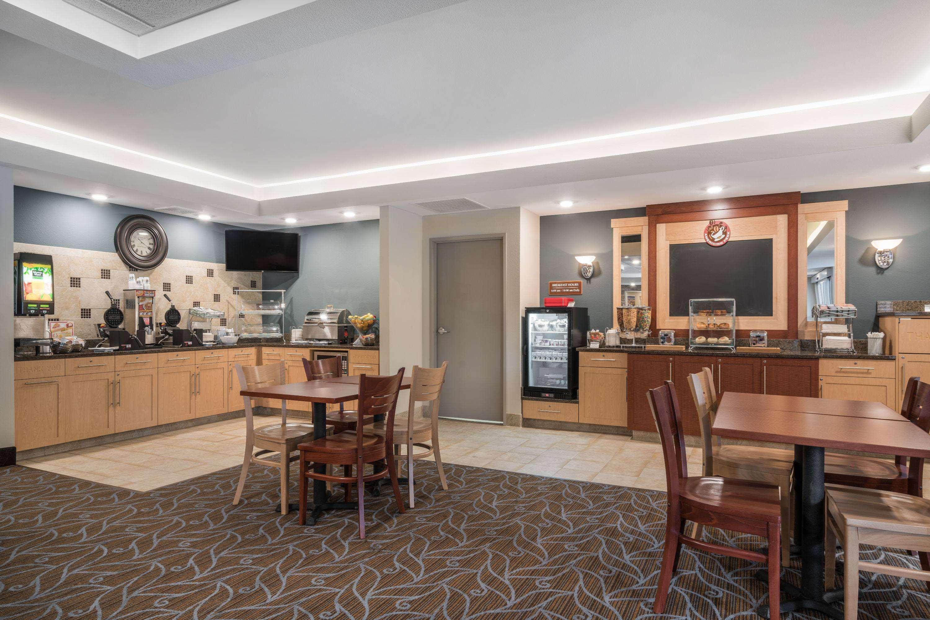 Americinn By Wyndham Winona Bagian luar foto